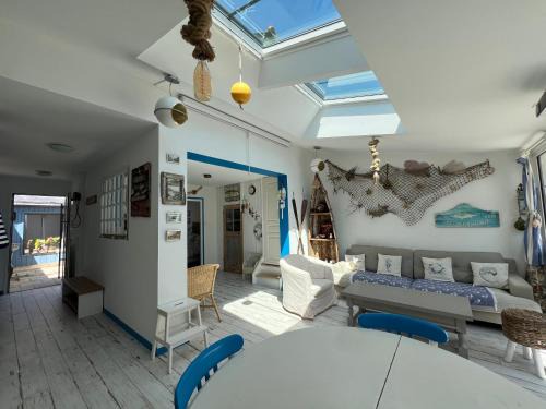 Parame House | Petite maison de vacance très proches de la mer
