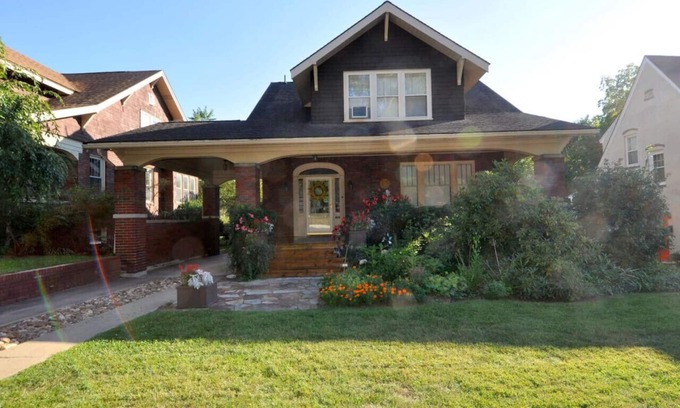 Berkeley Springs House | Pets, hot tub, screen porch, wifi, fenced yard, king bed, town