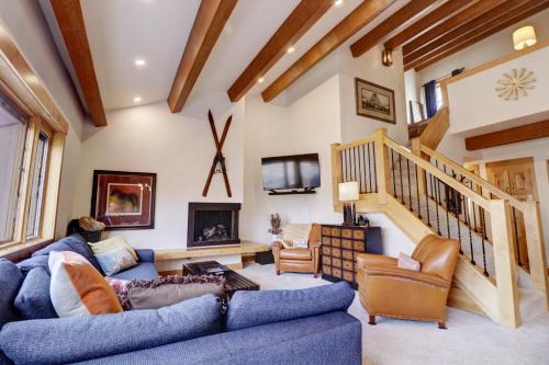 East Village at Copper Apartment | PG305 Peregrine condo