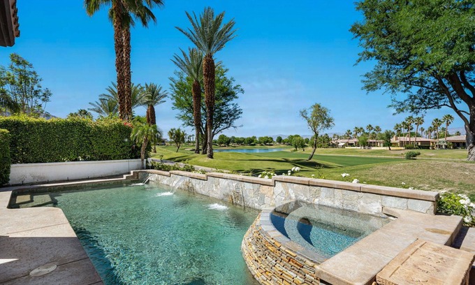 La Quinta House | PGA West Golf Course and Lake View Pool/Spa Home