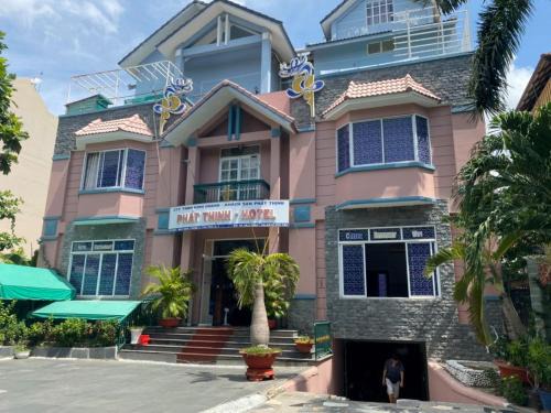 Phu My Hung Hotel | Phát Thịnh Hotel