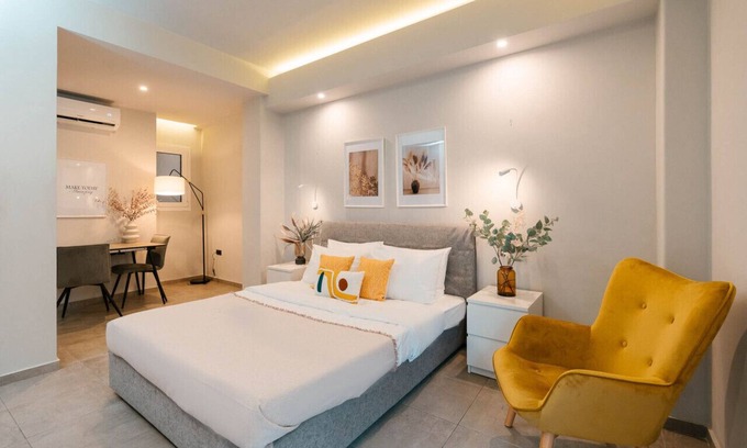 Omonia Apartment | Phaedrus Living: Zenonos Central Studio
