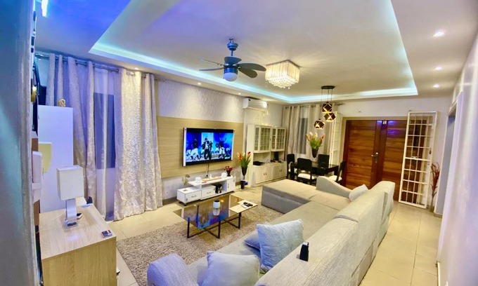 Lome Villa | Phano House