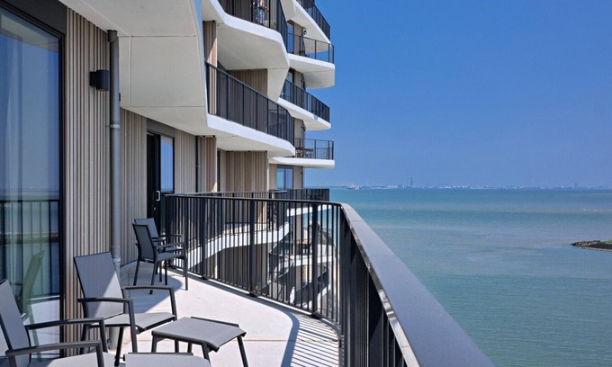 Breskens Apartment | Pharos Starfish Panorama