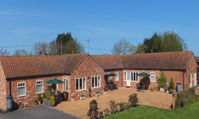 South Cockerington Cottage | Pheasant Cottage at West View