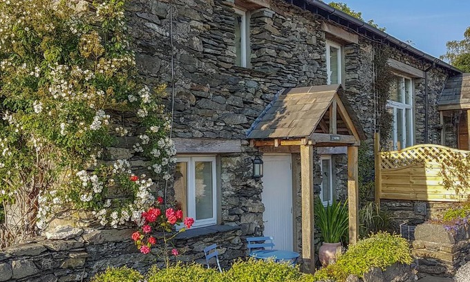 Grange-over-Sands House | Pheasant Cottage