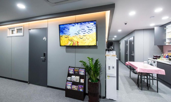 Myeongdong House | Philstay Myeongdong Metro