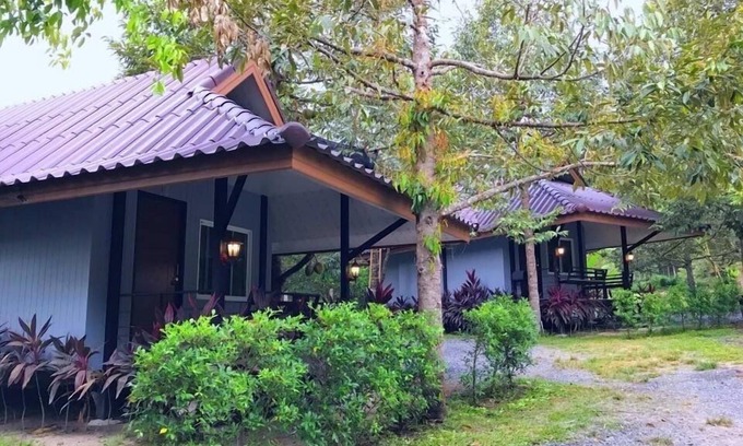 Nakhon Nayok Resort | Phoohongsa Resort