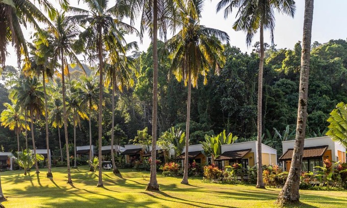 Khuekkhak Resort | Phukhaolak Resort