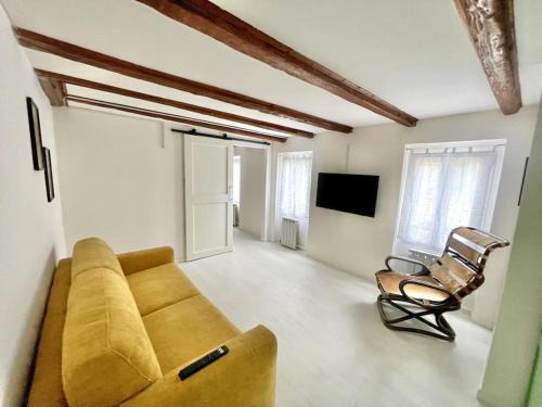 Trieste Old Town Apartment | Piazza Benco Locazione Turistica
