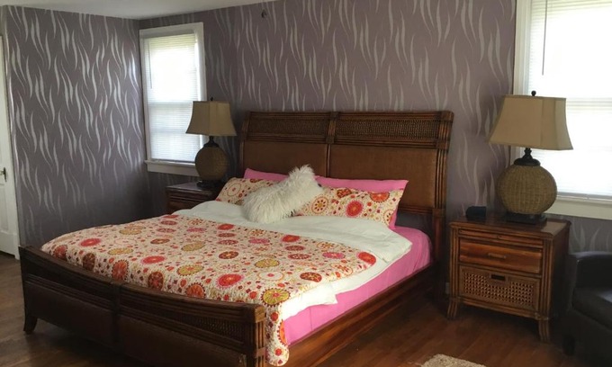 Colonial Heights Bed & Breakfast | Picardat Corner