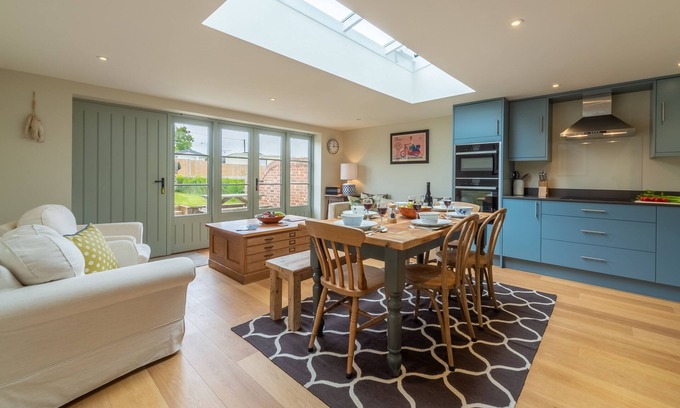 Burnham Overy Staithe Cottage | Picarini, Burnham Overy Staithe, Norfolk