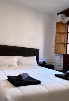 La Victoria Apartment | Picasso's Neighbor