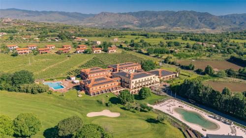 Rovittello Hotel | Picciolo Etna Golf Resort & Spa, Curio Collection by Hilton