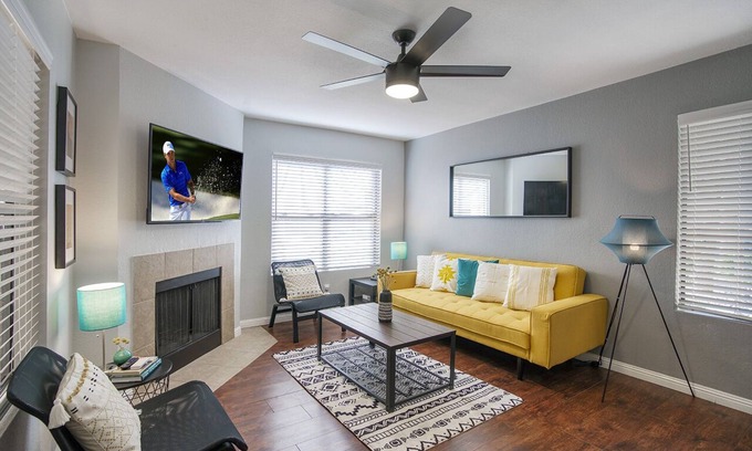 Central Scottsdale Condo | Pickle Ball, Pools, Gym, Trails, More in Updated, McCormick Ranch Condo