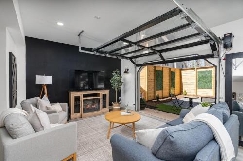 Nellysford House | Pickleball - 2 Master Suites - Fire Pit - Game Rm