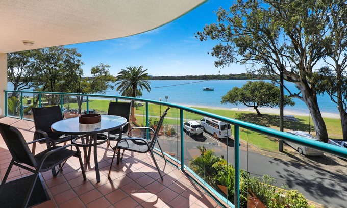 Maroochydore Apartment | PICNIC7- PICTURE PERFECT PICNIC POINT