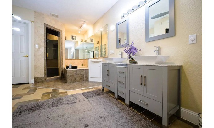 Orange Park House | Picture Perfect Paradise 3br/3ba