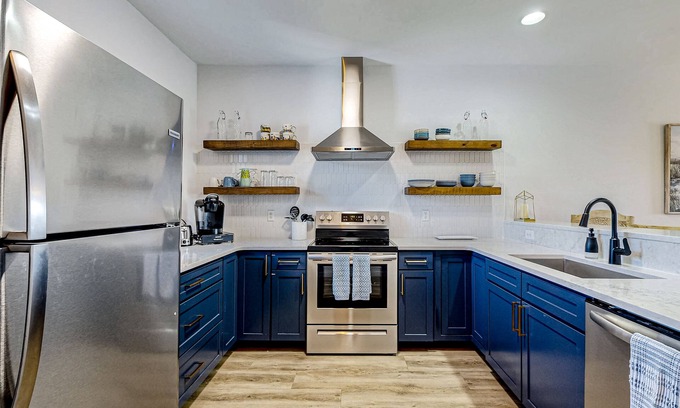 Villages of Five Points Condo | Picturesque Condo w/stunning balcony views, shared pool, dog friendly
