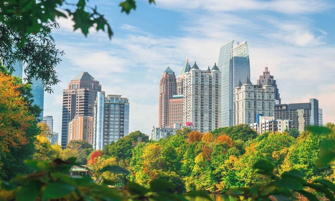 Piedmont Heights Apartment | Piedmont Park Garden Charmer, Cozy and Quiet.
