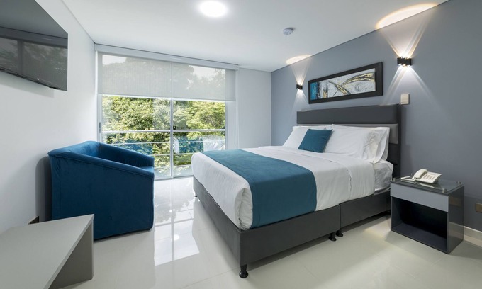 Cali House | PIEDRA LUNA Casa de Huespedes