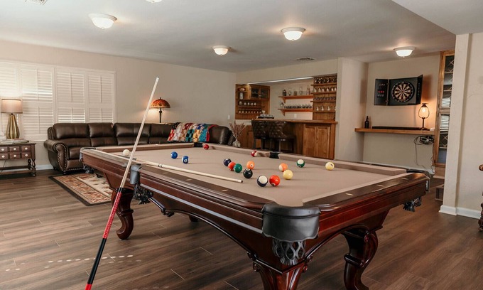Kernville House | Piedras Hermosas Retro Retreat near Kern River
