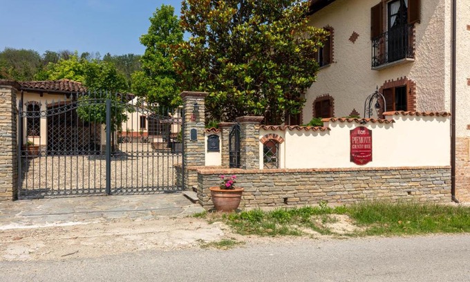 Agliano Terme Bed & Breakfast | Piemonte Country House