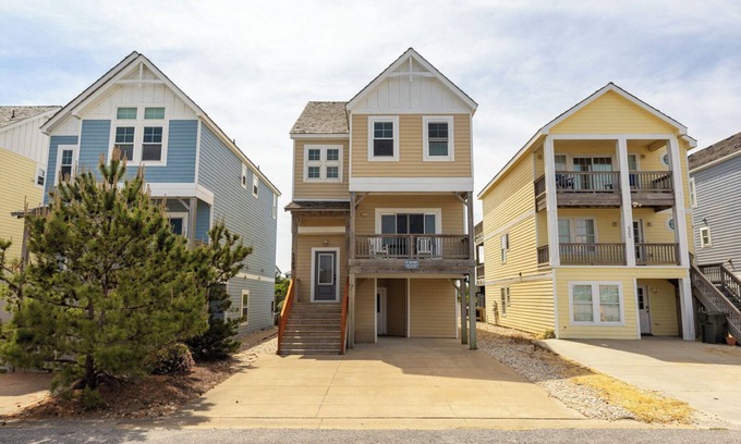 Nags Head House | Pier Pressure At SandCastle Nags Head Village, Private Pool, On the Golf Course