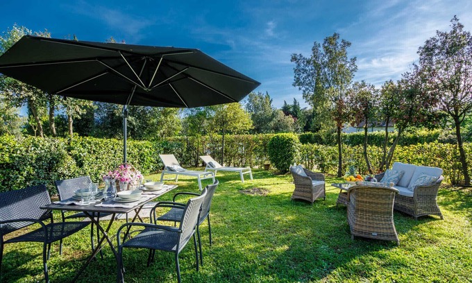 Lucca Apartment | Pietro Farmhouse Apartment in Wine Resort in Lucca