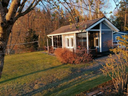 Eurajoki Ski Chalet | Pikkuhelmi-huvila