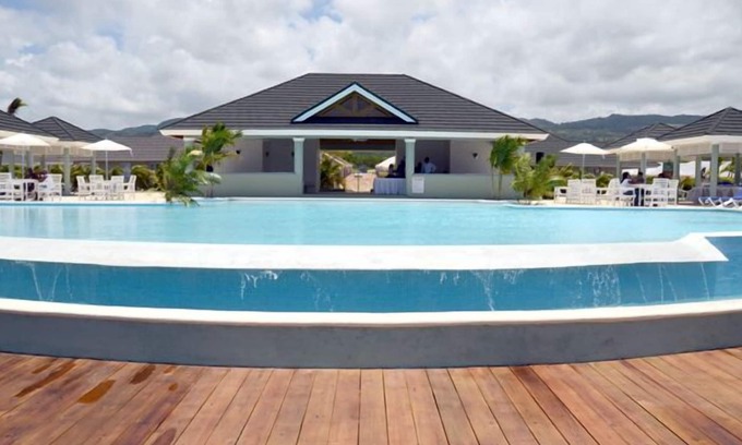 St. Ann's Bay House | Pimento Oasis - The Palms in Richmond