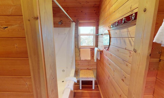 Cape Meares House | Pine Beach Retreat