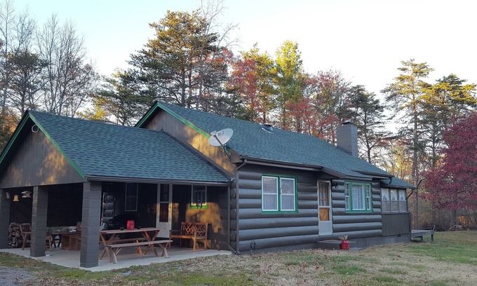 Fort Valley Cabin | Pine Cone Cabin at Fort Valley