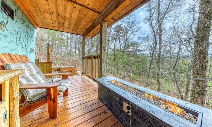 Sevierville House | Pine Cone Ridge