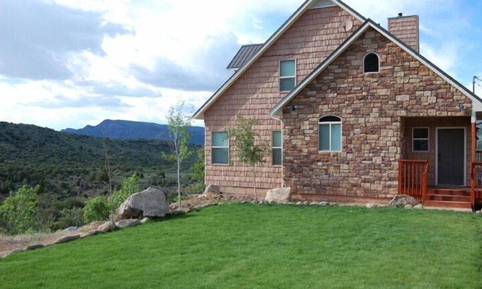Pine Valley Cabin | Pine Valley Mountain Cabin — Relax, Explore, Unwind