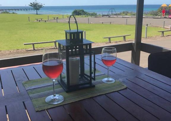 Emu Bay House | Pine View Holiday Rental