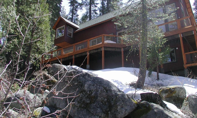 Strawberry Cabin | Pinecrestarearentals #21 on the river!