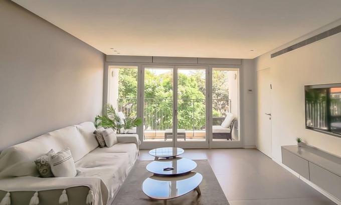 Neve Tzedek Apartment | Pines Belle in Tel Aviv-Yafo