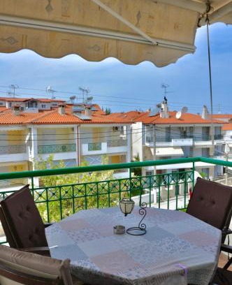 Pefkochori Apartment | Pineview Serenity Apartment
