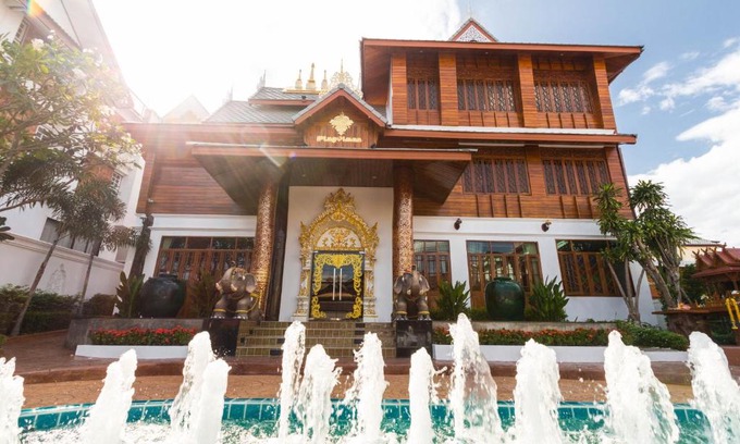 Old City Hotel | Pingviman Hotel