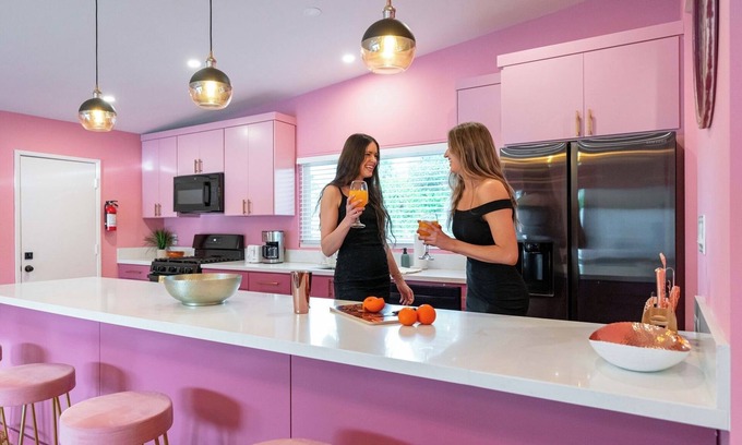 Palm Springs House | Pink Paradise in Palm Springs: Artistic 4-Bedroom Retreat Awaits!