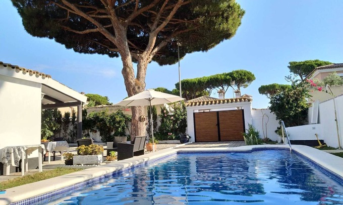 Los Gallos-Cerromolino Villa | PINOS, BEACH, CALM AND PRIVATE POOL