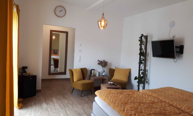 Eberstadt Apartment | Pinot Blanc (DZ) - Weinlodge am Geissberg