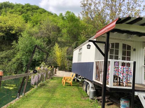 Lachapelle-Auzac House | pipowagen Blagour gelegen aan waterbron