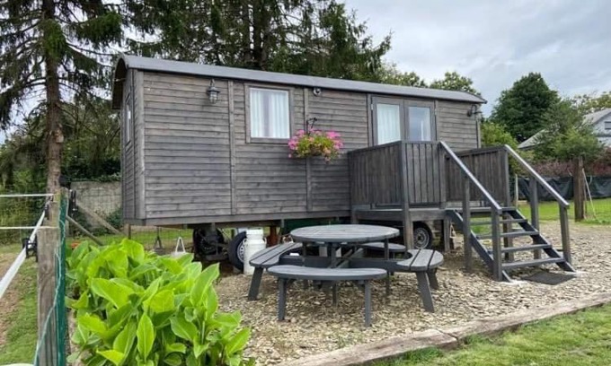 Bievre House | Pipowagen Monceau-en-Ardenne