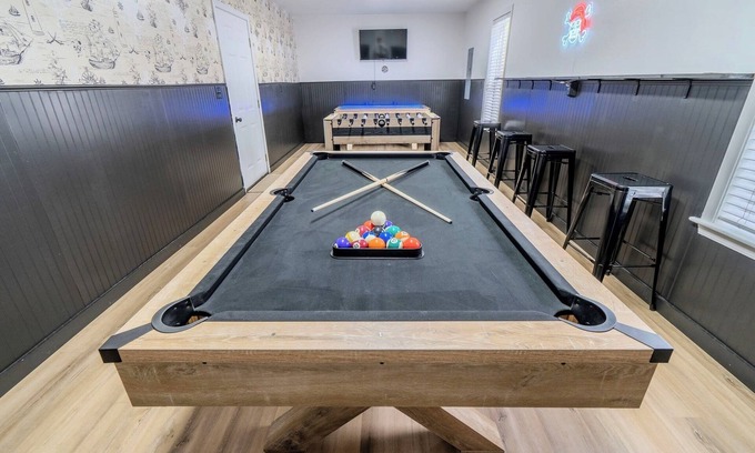 Long Beach House | Pirate's Cove of Oak Island, NEW - Game Room, Bunk Room, Golf Cart Included