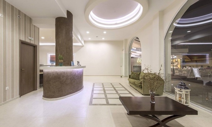 Lefkada Hotel | Pirofani