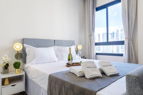 Pinheiros Apartment | Piscina, AC, Pinheiros, Internet| Brazilian Corner