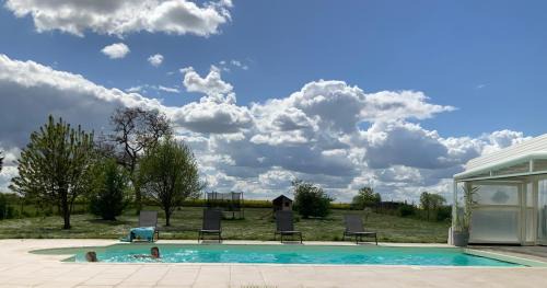 Maslives Villa | Piscine chauffée Villa mouettes de Loire