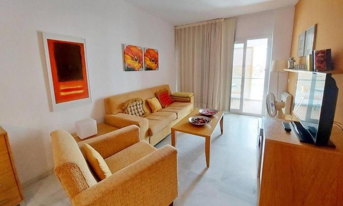 Valdelagrana Apartment | Piso a dos calles de la playa